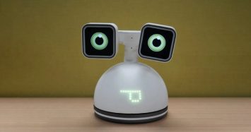 Honda's AI Robot Eases Children's Hospital Stays