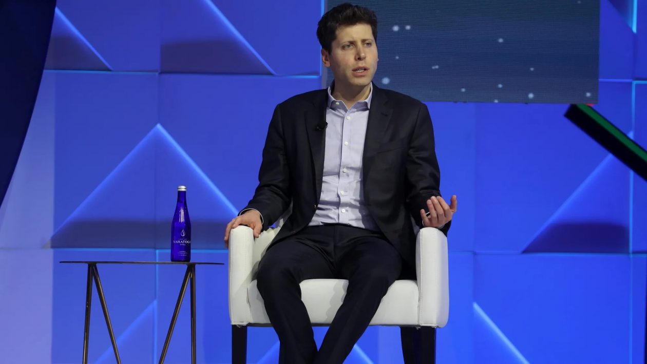 Sam Altman Predicts Rise of Artificial General Intelligence ...