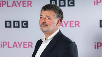 Steven Moffat Sounds Alarm on AI Scripts