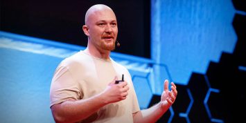 Replit CEO Prioritizes AI Over Professional Coders